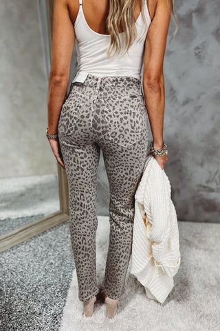 (PREORDER) KANCAN Phoenix High Rise Leopard Straight Jeans - Simply Me Boutique