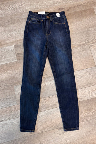 $19.99 SIZE 1/25 *Vendor Sample* JUDY BLUE High Rise Dark Wash Skinny Jeans - Simply Me Boutique