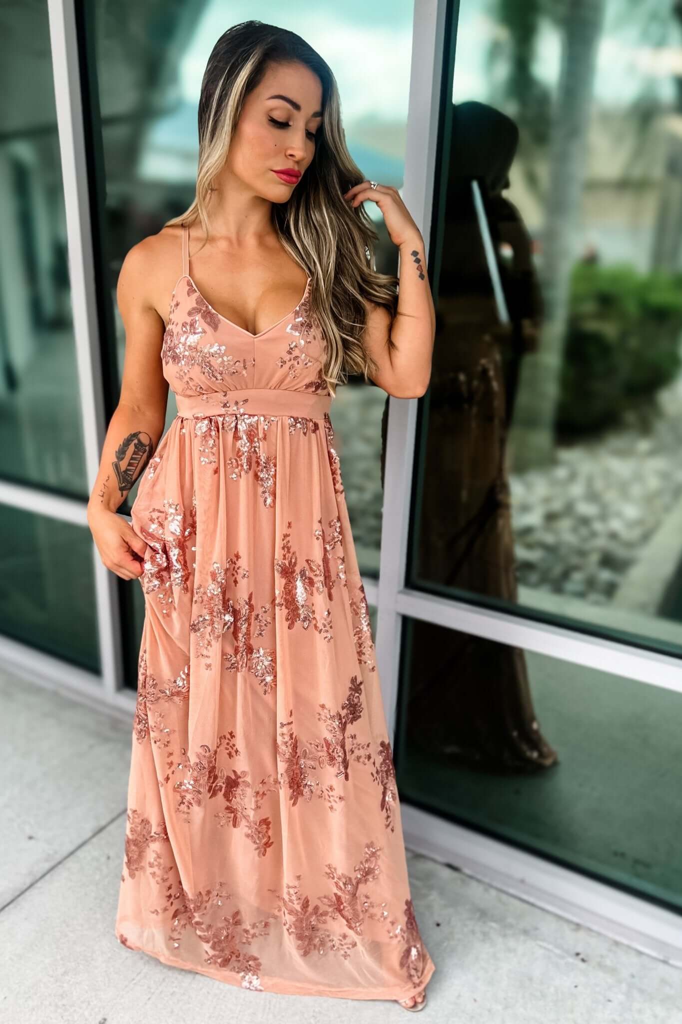 peach lace dress for wedding guest Peach V-Neck Spaghetti Straps Sleeveless Wedding Guest Dress