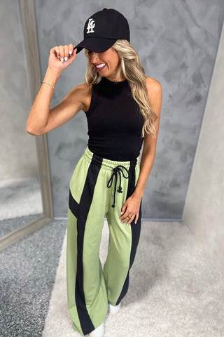 Built In Bra Crop Tank Top 6 COLORS! - Simply Me Boutique