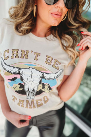 Can't Be Tamed Graphic Tee - Simply Me Boutique