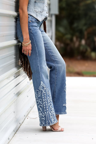 CELLO Skylar Frayed Patch Flare Jeans - Simply Me Boutique