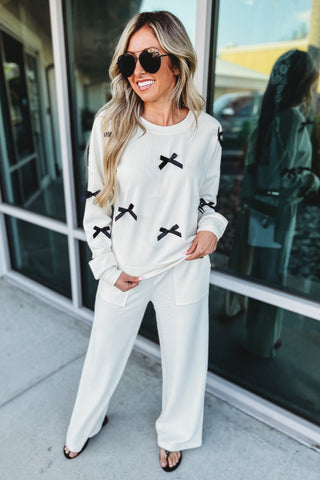 Chic Bow Sweater - Simply Me Boutique