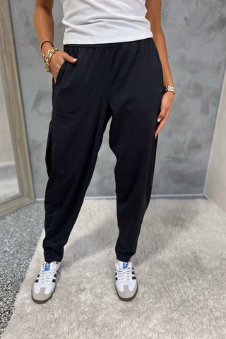 Comfort in Mind Barrel Active Joggers 2 COLORS - Simply Me Boutique