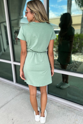 DOORBUSTER | Don't Look Back V Neck Dress - Simply Me Boutique