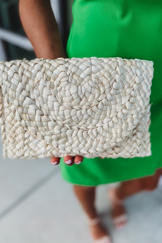 Fold Over Straw Clutch - Simply Me Boutique