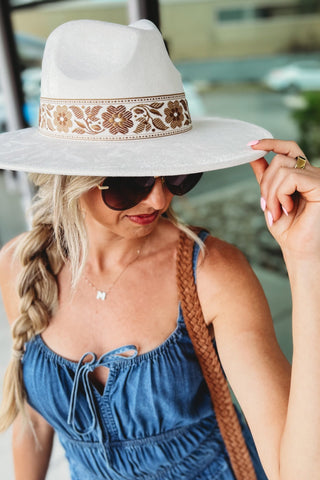 Ivory Flower Ribbon Hat - Simply Me Boutique