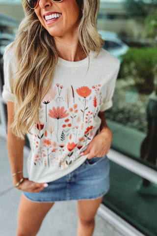 Ivory Wildflower Spring Graphic Tee - Simply Me Boutique