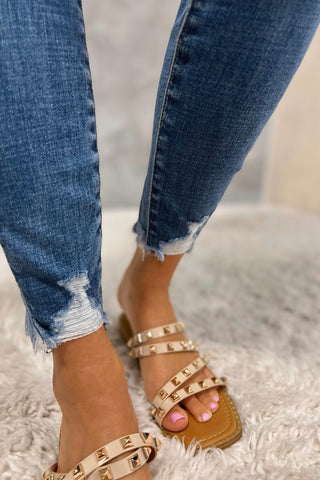 KANCAN Spring in Your Step Ankle Skinny Jeans (MEDIUM WASH) - Simply Me Boutique