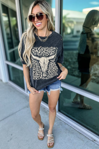 Leopard Longhorn Distressed Graphic Tee - Simply Me Boutique