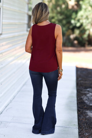 Merlot Office Basic V Neck Sleeveless Top - Simply Me Boutique