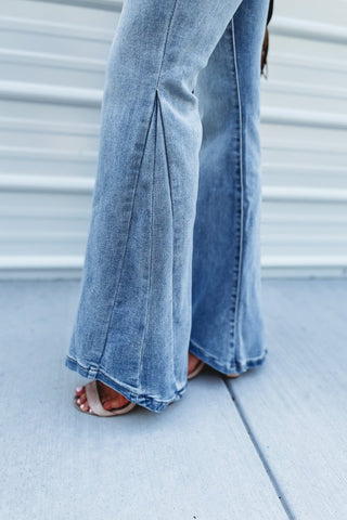 (PREORDER) KANCAN Brandi High Rise Flare Jeans - Simply Me Boutique