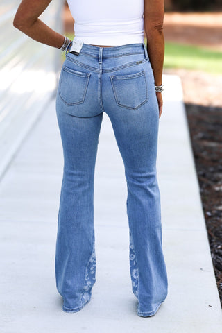 (PREORDER) Lily Mid Rise Floral Flare Jeans - Simply Me Boutique