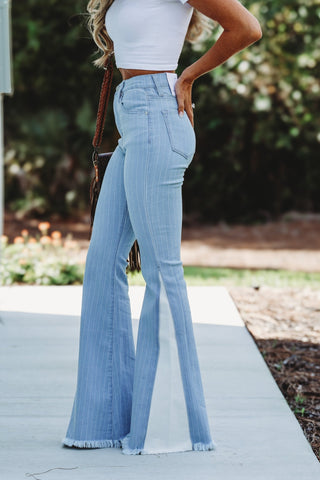 (PREORDER) London High Rise Extreme Flare Jeans - Simply Me Boutique