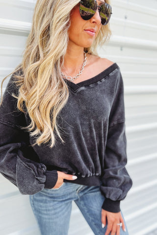 Weekend Days Washed V Neck Pullover - Simply Me Boutique
