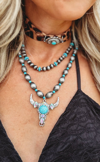 Western Beaded Turquoise Bull Head Pendant Necklace - Simply Me Boutique