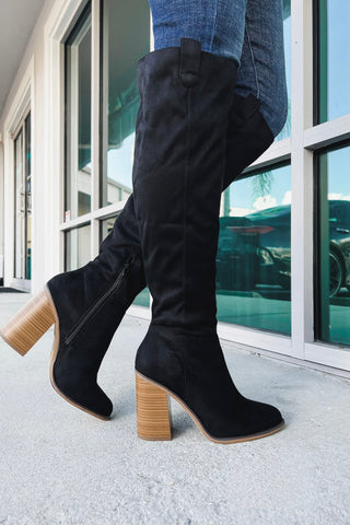 Black Oh So Chic Heeled Boot