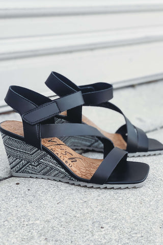 Blowfish Orchid Black Wedge
