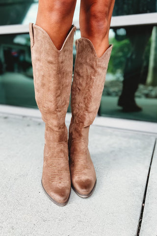 Country Vibes Cowgirl Boots (More colors)