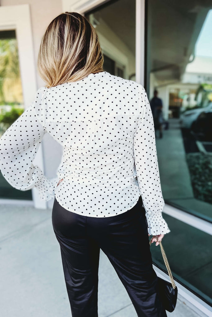 (More colors) Pretty and Chic Dot Blouse