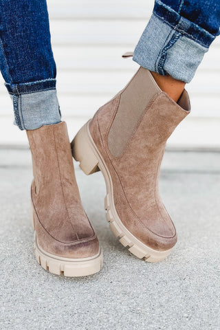 Chelsea Camden Taupe Boots