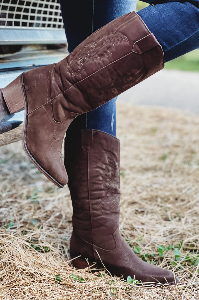 Cowgirl Chic Western Brown Boots