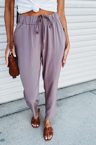 Essential Drawstring Mauve Pants