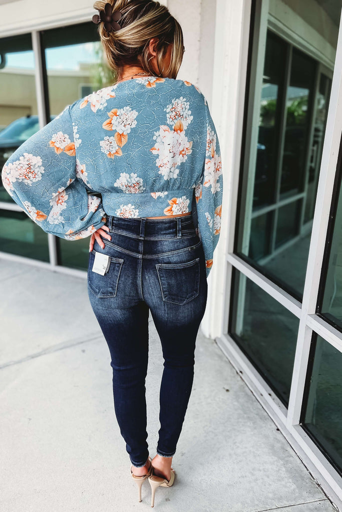 Floral State of Mind Tie Back Crop Top