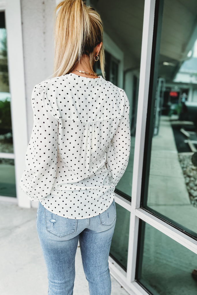 (More colors) Pretty and Chic Dot Blouse